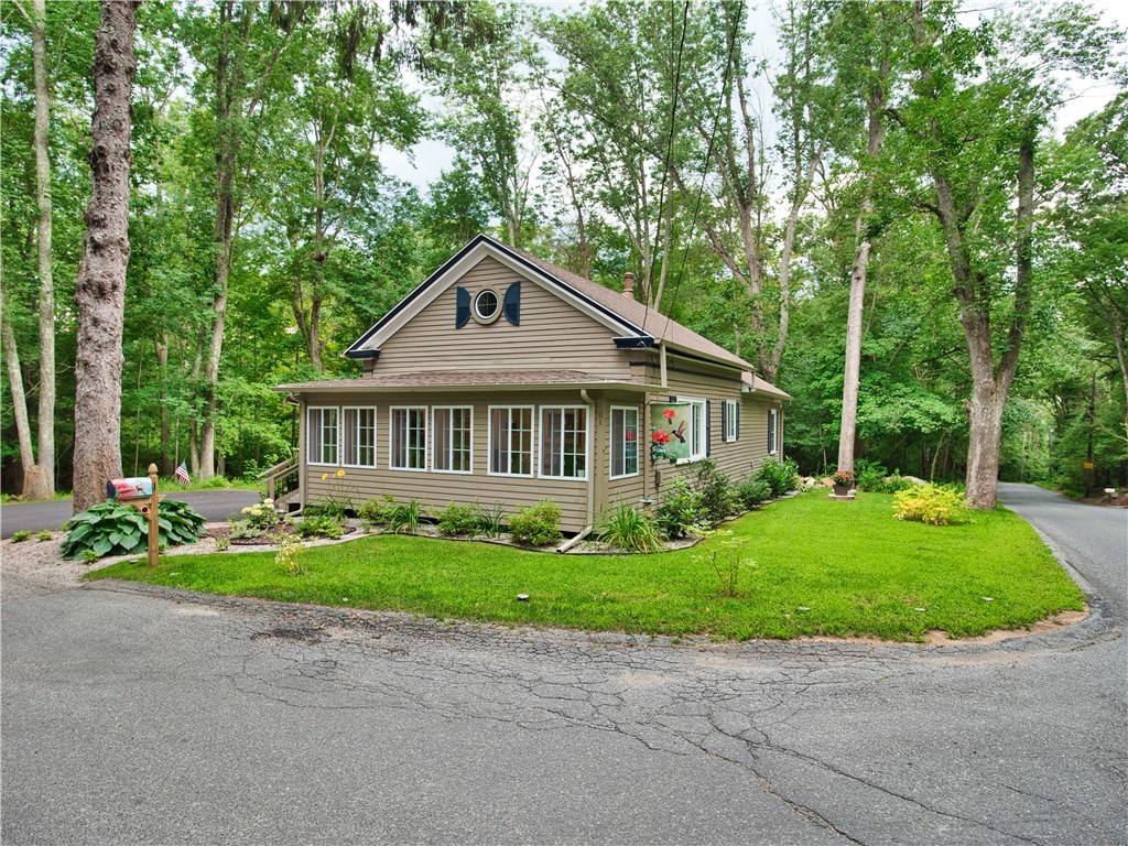 1 Brown School Road Glocester, RI 02814 - Photo 4 of 49