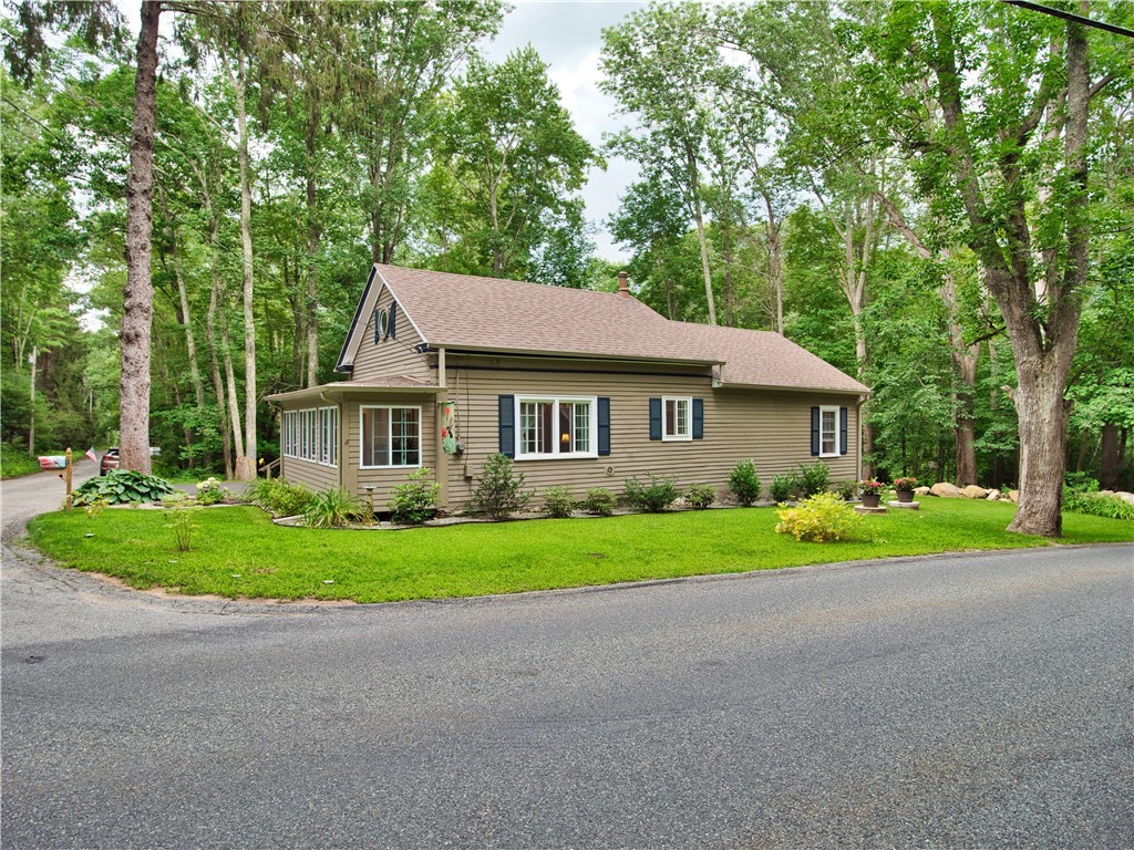 1 Brown School Road Glocester, RI 02814 - Photo 5 of 49