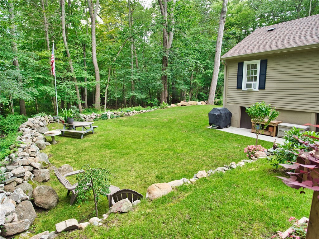 1 Brown School Road Glocester, RI 02814 - Photo 6 of 49