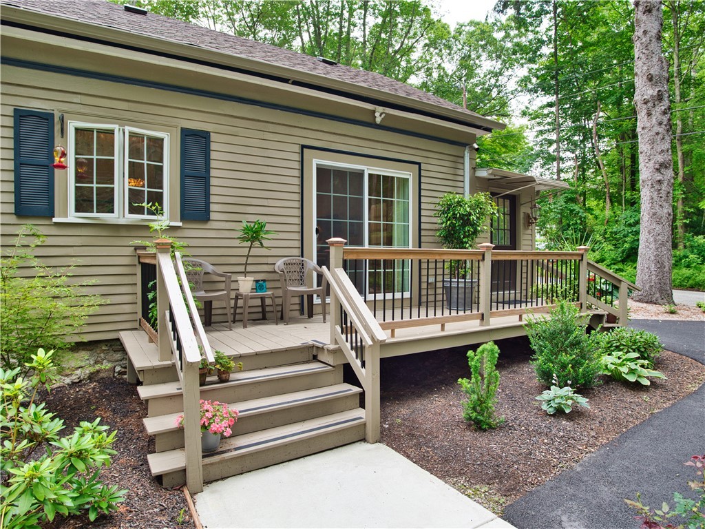 1 Brown School Road Glocester, RI 02814 - Photo 8 of 49
