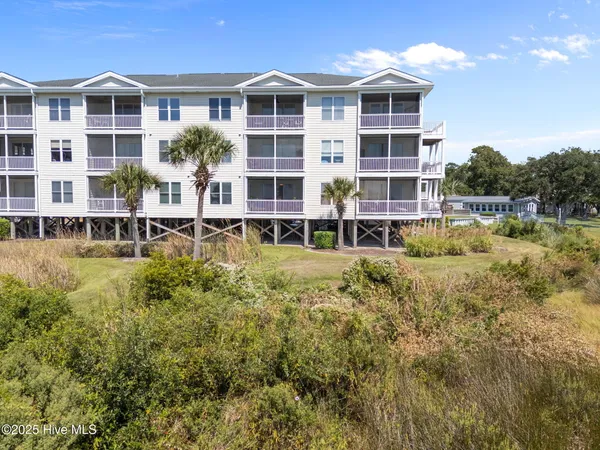 $415,000 | 1135 Park Road Southwest, Unit 4103, Sunset Beach, NC 28468