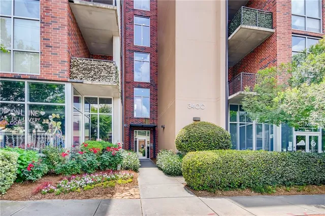 $2,700 | 3400 Malone Drive, Unit 107, Atlanta, GA 30341