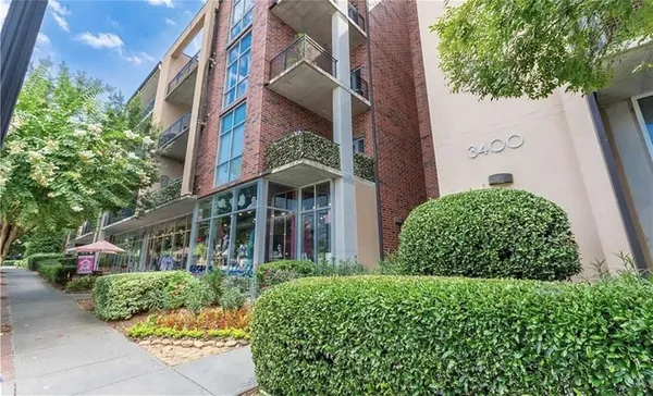 $2,700 | 3400 Malone Drive, Unit 107, Atlanta, GA 30341