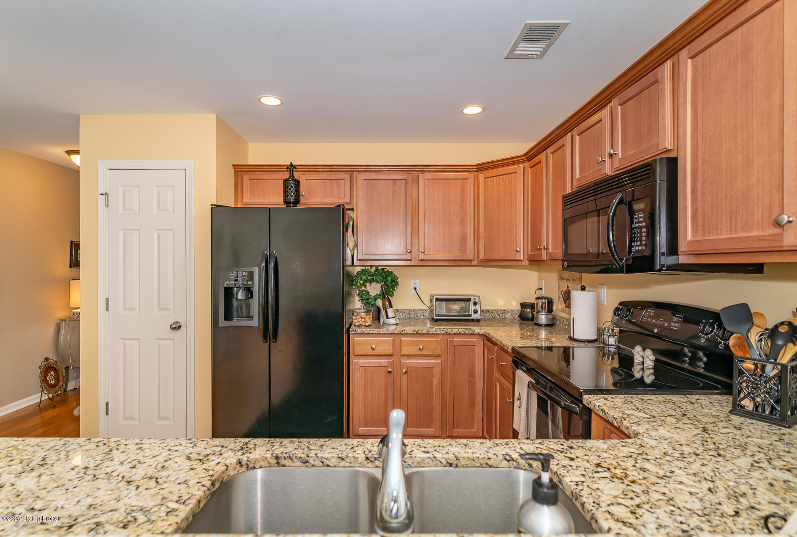 6606 Renate Road Louisville, KY 40291 - Photo 10 of 33 6606 Renate Rd L-20