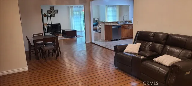 $4,750 | 5122 Lindley Avenue, Encino, CA 91316