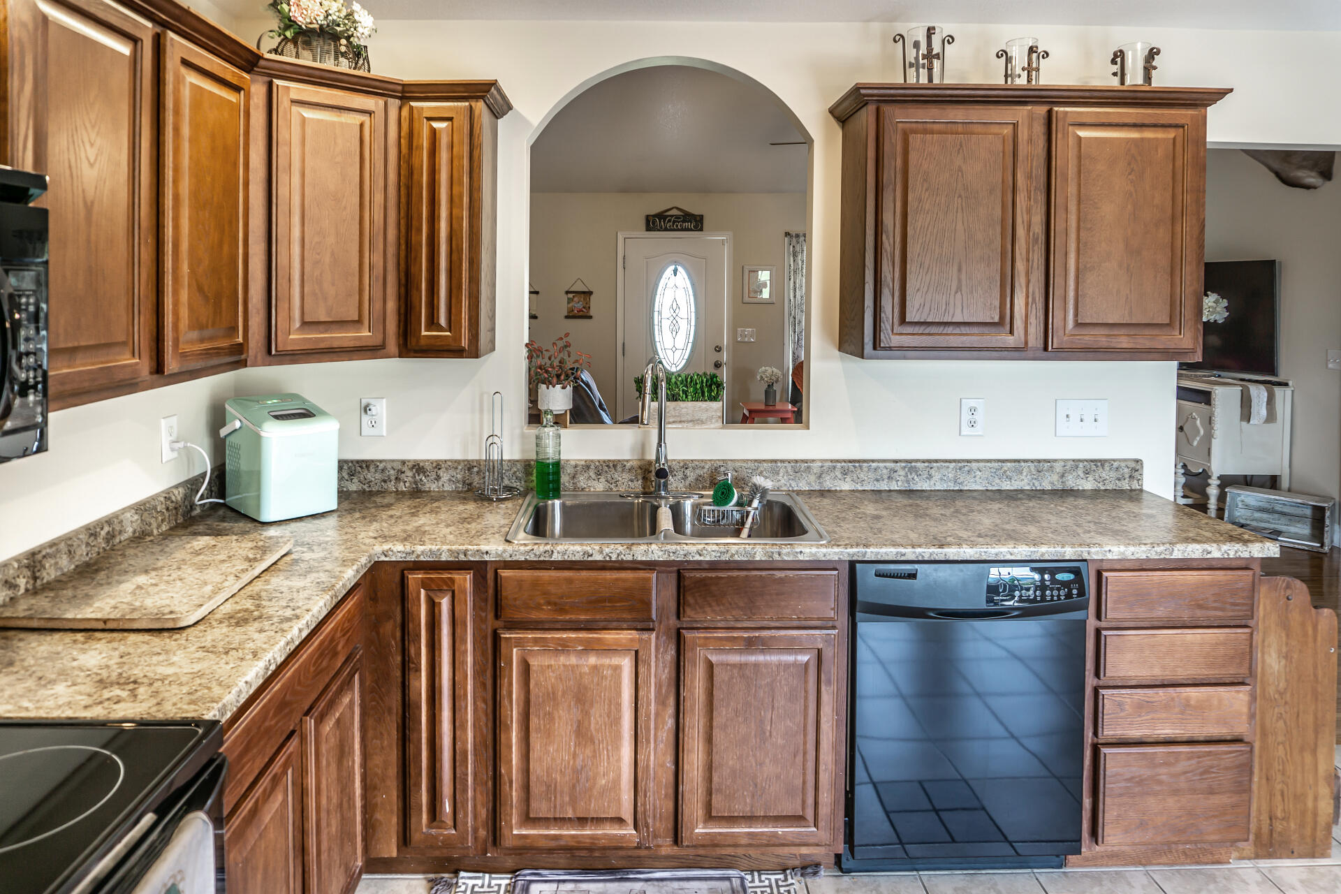 142 Forked Deer Road Greeneville, TN 37743 - Photo 19 of 65 142ForkedDeerG_015