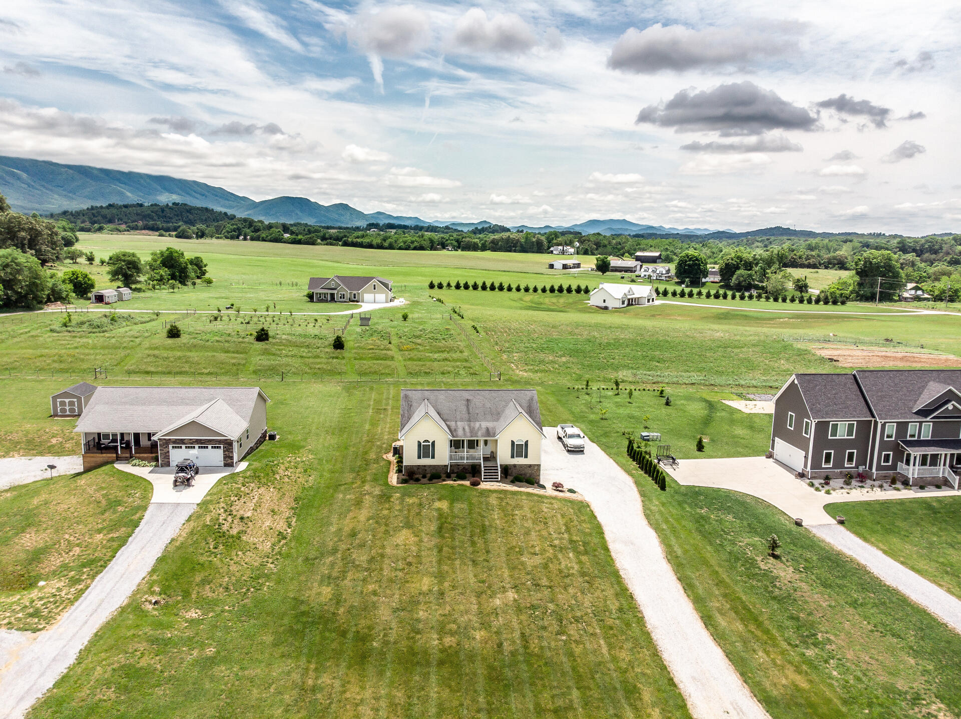 142 Forked Deer Road Greeneville, TN 37743 - Photo 51 of 65 142ForkedDeerG_054