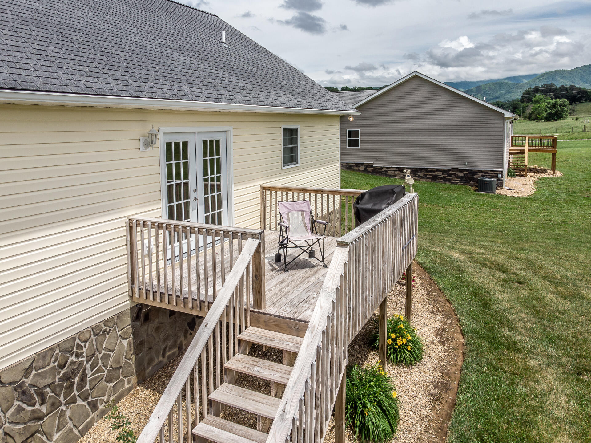142 Forked Deer Road Greeneville, TN 37743 - Photo 60 of 65 142ForkedDeerG_078