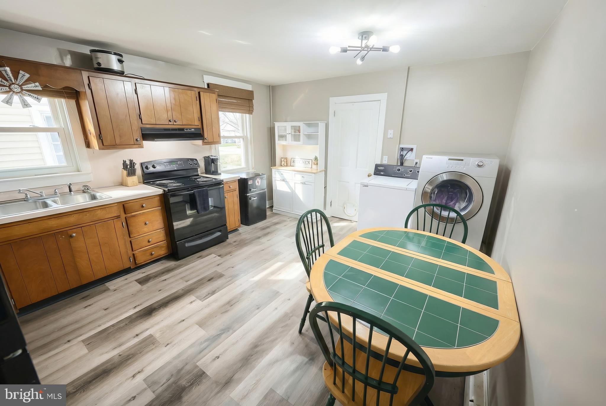 37 West Ferdinand Street Manheim, PA 17545 - Photo 13 of 21