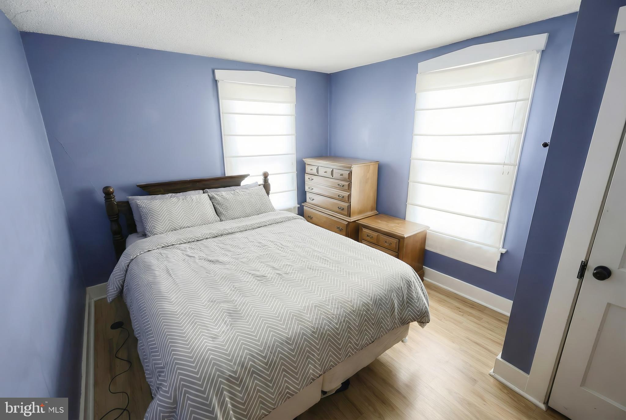 37 West Ferdinand Street Manheim, PA 17545 - Photo 4 of 21