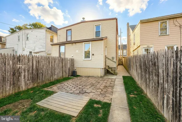 $189,900 | 37 West Ferdinand Street, Manheim, PA 17545