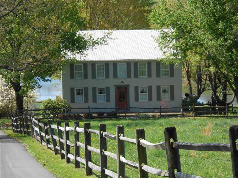 110 McGirts Road Daisytown, PA 15427 - Photo 1 of 25 Exterior Front.