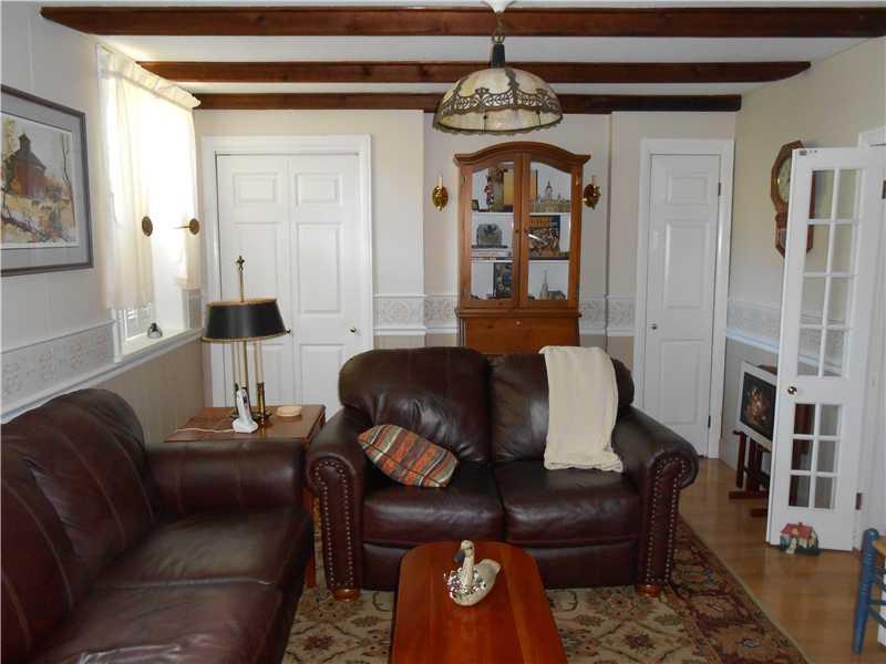 110 McGirts Road Daisytown, PA 15427 - Photo 14 of 25 Living Room.