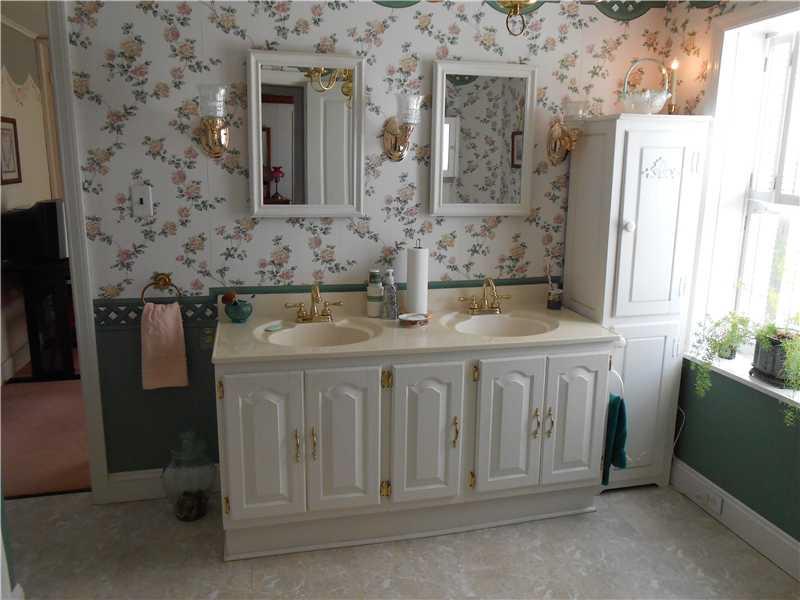 110 McGirts Road Daisytown, PA 15427 - Photo 23 of 25 Full Bath.