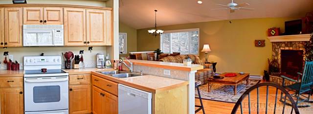 220 Lakeledge Road Beech Mountain, NC 28604 - Photo 10 of 25 Gallery Image 10