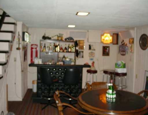 530 Sawmill Run Road Butler, PA 16001 - Photo 8 of 8 Den/Family/Great Room.