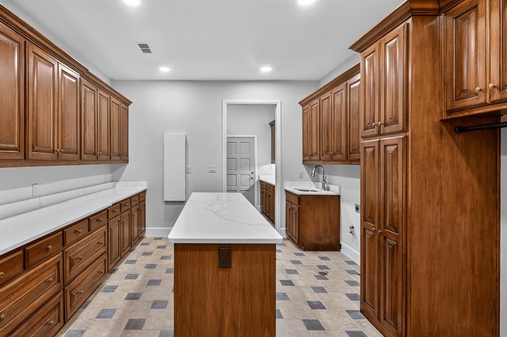 701 West Walcott Street Pilot Point, TX 76258 - Photo 36 of 39 Gallery Image 36