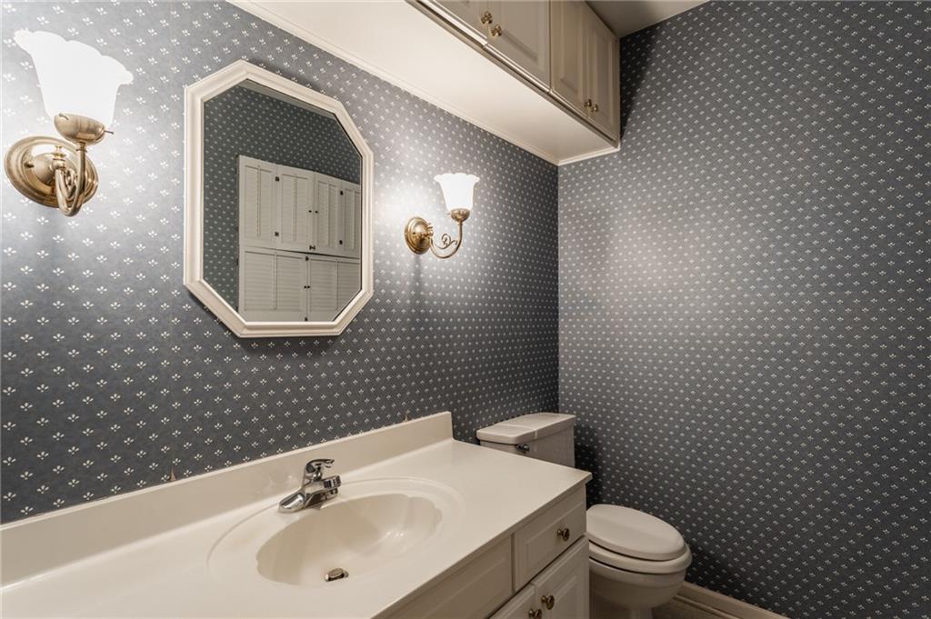 7016 Warwick Road Indianapolis, IN 46220 - Photo 23 of 37 Gallery Image 23