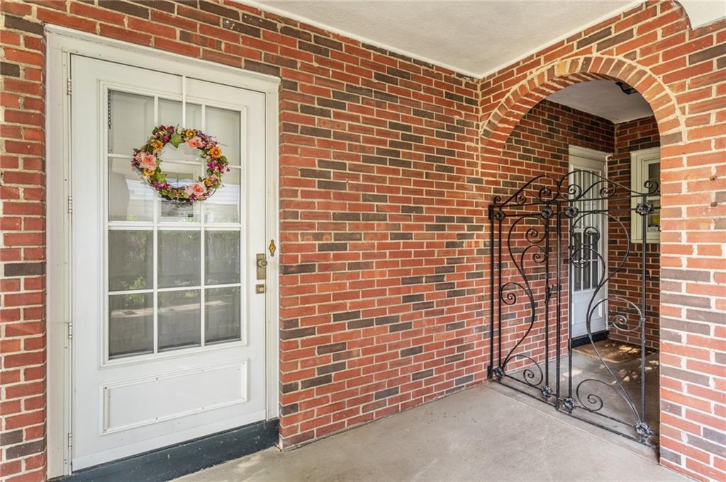 7016 Warwick Road Indianapolis, IN 46220 - Photo 3 of 37 Gallery Image 3