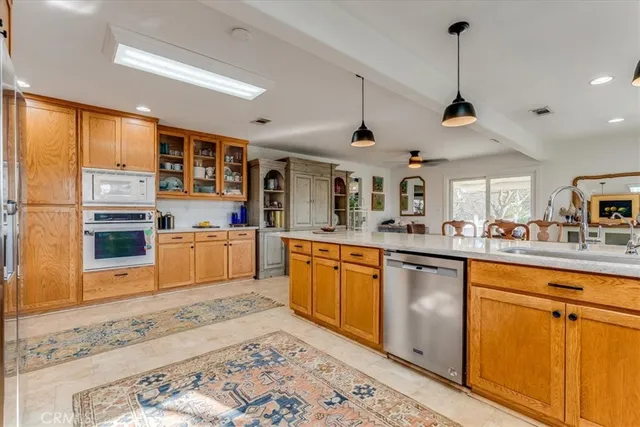 $879,000 | 1555 Lyle Lane, Paso Robles, CA 93446