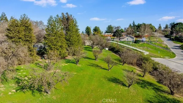 $879,000 | 1555 Lyle Lane, Paso Robles, CA 93446