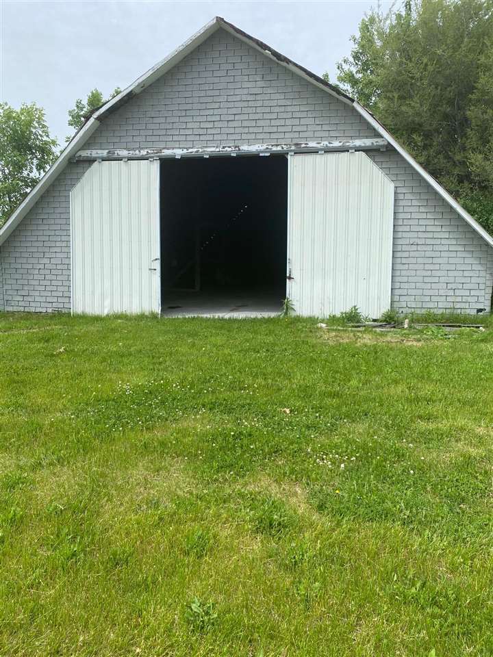 5028 3 Mile Road Bay City, MI 48706 - Photo 26 of 31