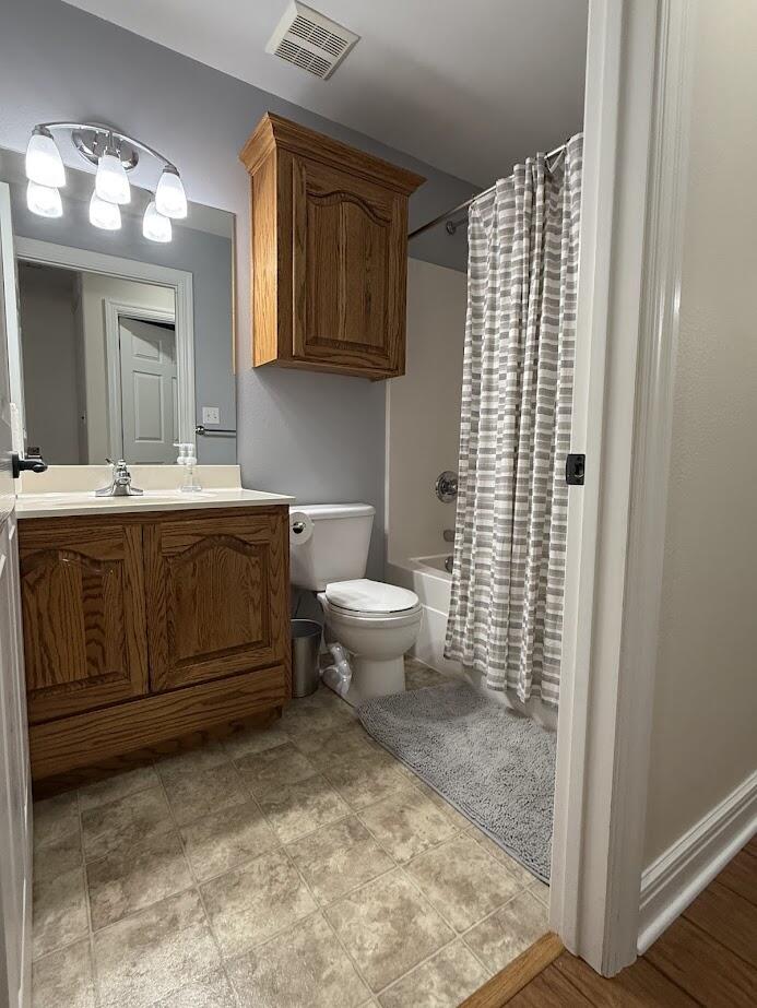 369 Crestview Drive Ridgedale, MO 65739 - Photo 24 of 35 Hall Bath