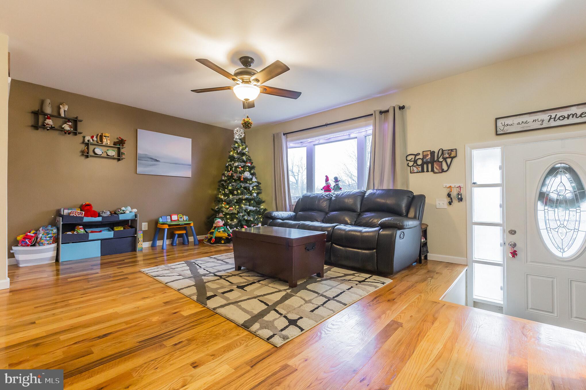 12440 Balston Road Philadelphia, PA 19154 - Photo 4 of 30
