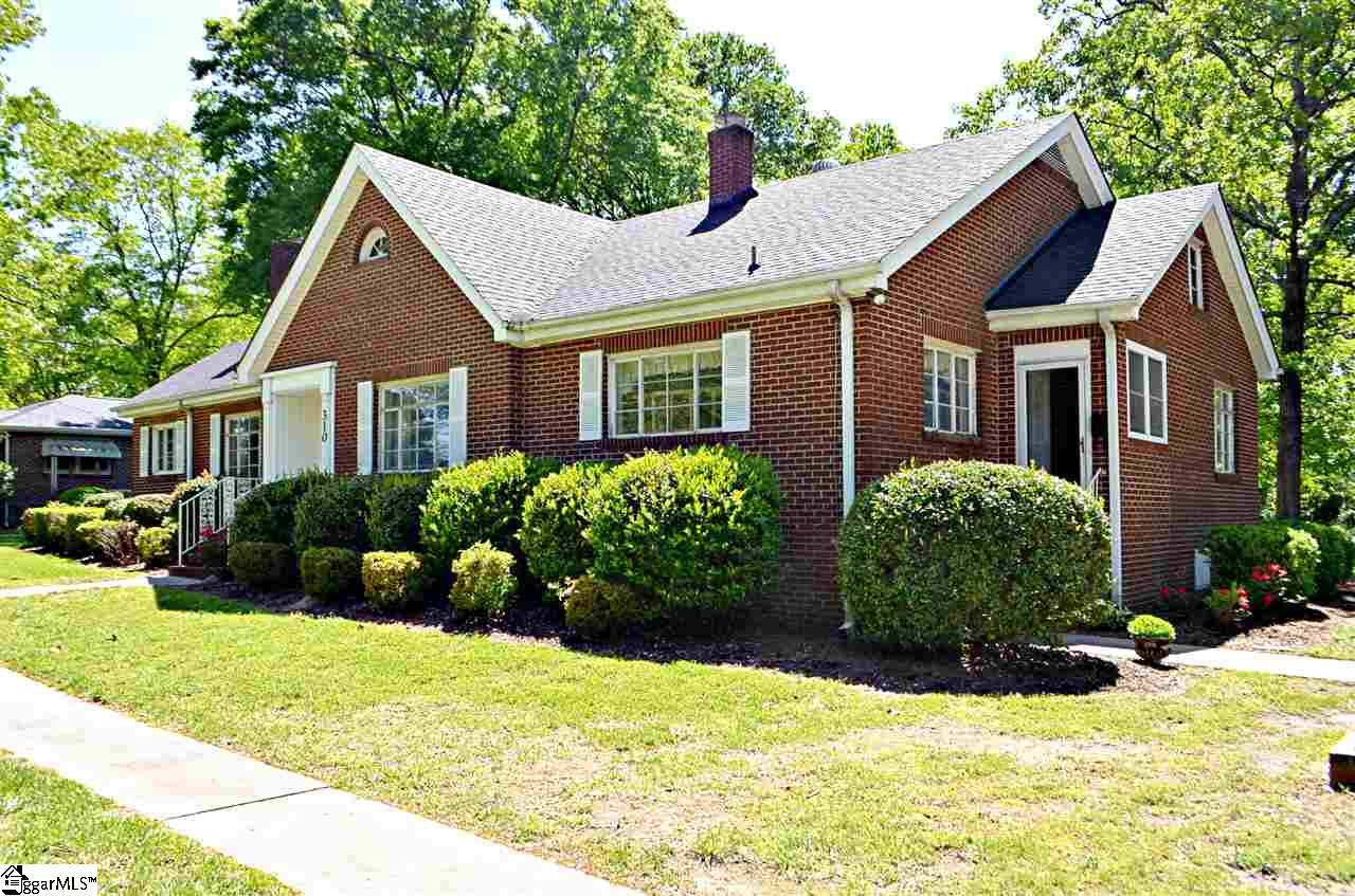 310 South Watson Road Taylors, SC 29687 - Photo 2 of 31 Gallery Image 2