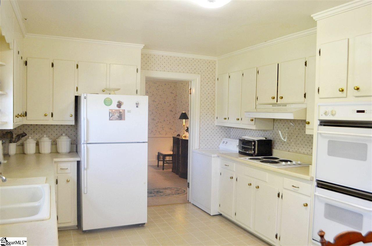310 South Watson Road Taylors, SC 29687 - Photo 11 of 31 Gallery Image 11
