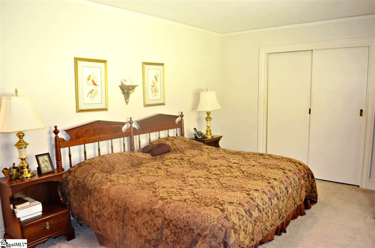 310 South Watson Road Taylors, SC 29687 - Photo 16 of 31 Gallery Image 16