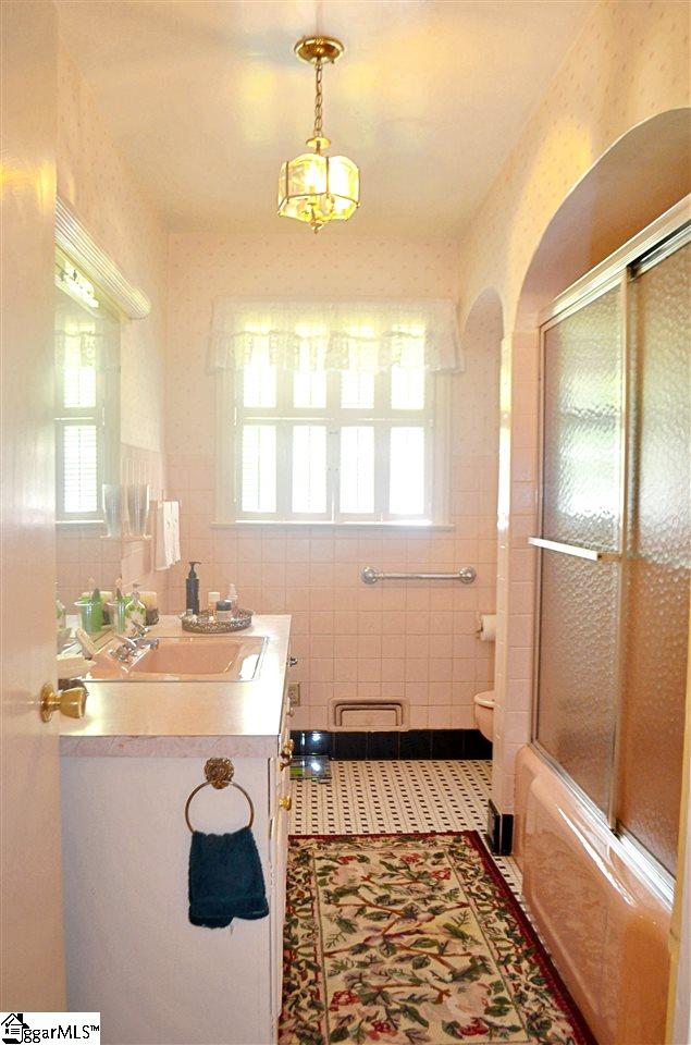 310 South Watson Road Taylors, SC 29687 - Photo 17 of 31 Gallery Image 17