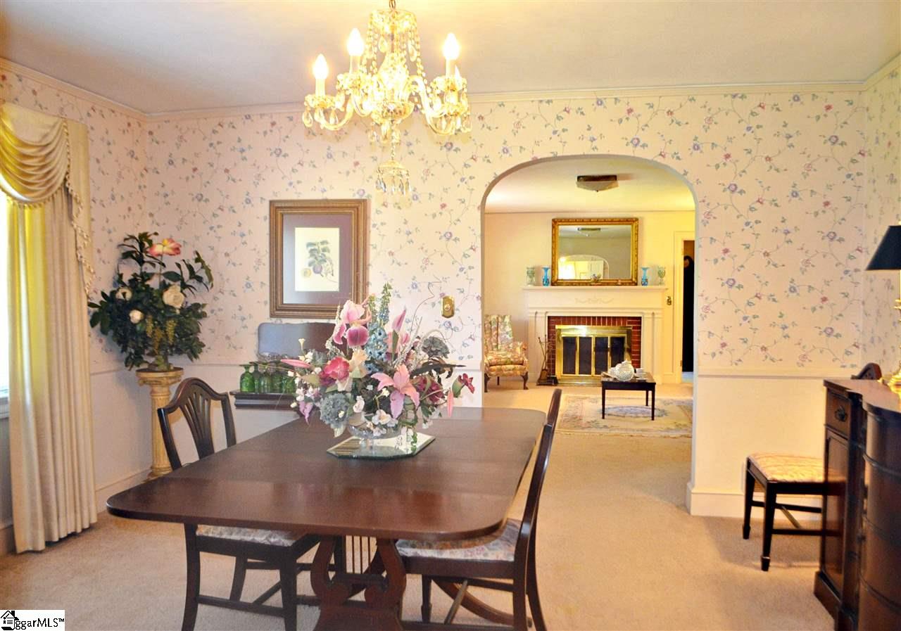 310 South Watson Road Taylors, SC 29687 - Photo 7 of 31 Gallery Image 7