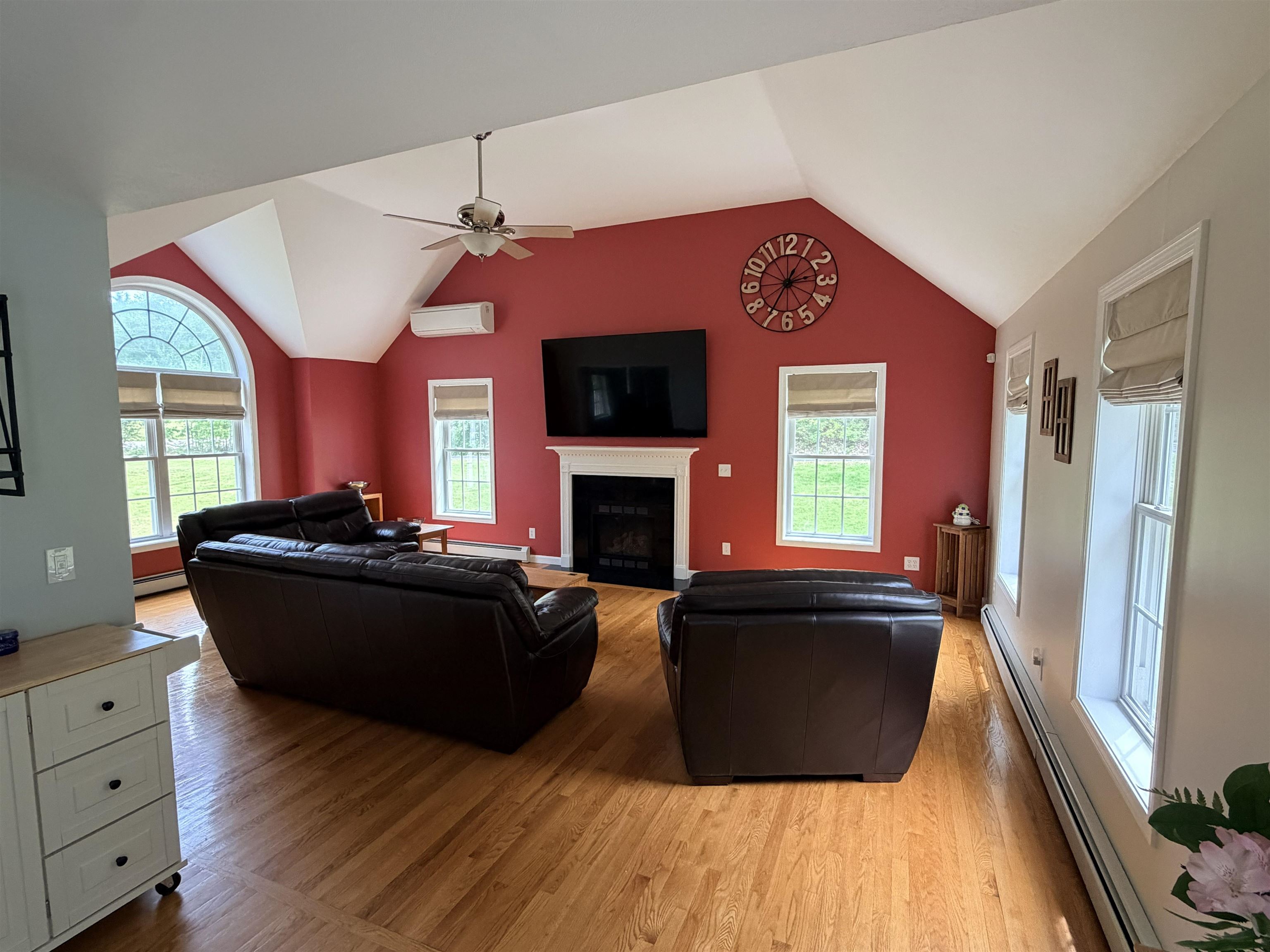 173 Oak Hill Road Barrington, NH 03825 - Photo 5 of 26