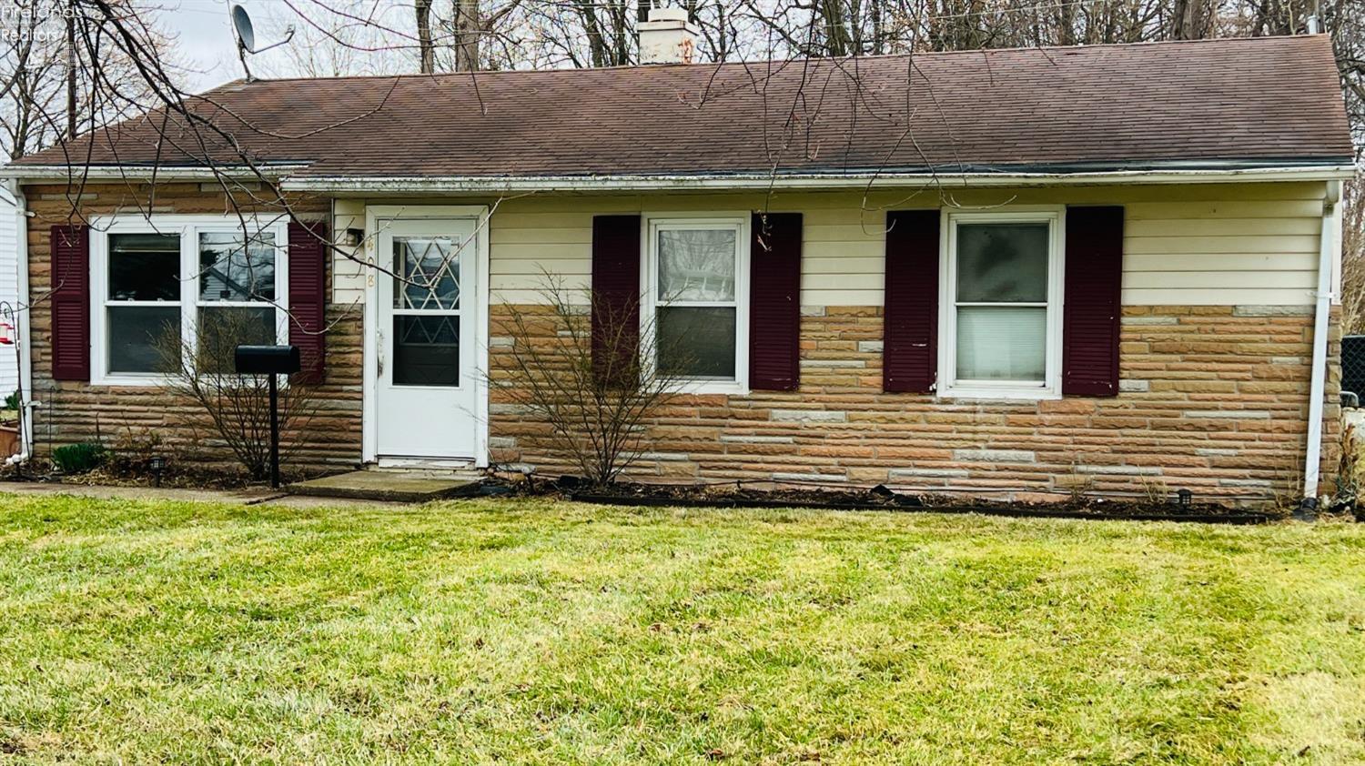 408 Boston Road Sandusky, OH 44870 - Photo 3 of 8 Gallery Image 3
