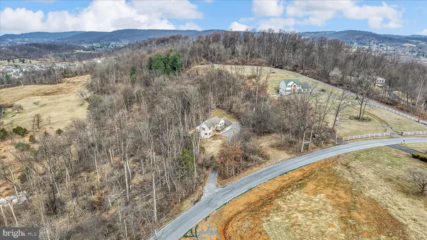 $375,000 | 960 Fabers Road, Reading, PA 19606