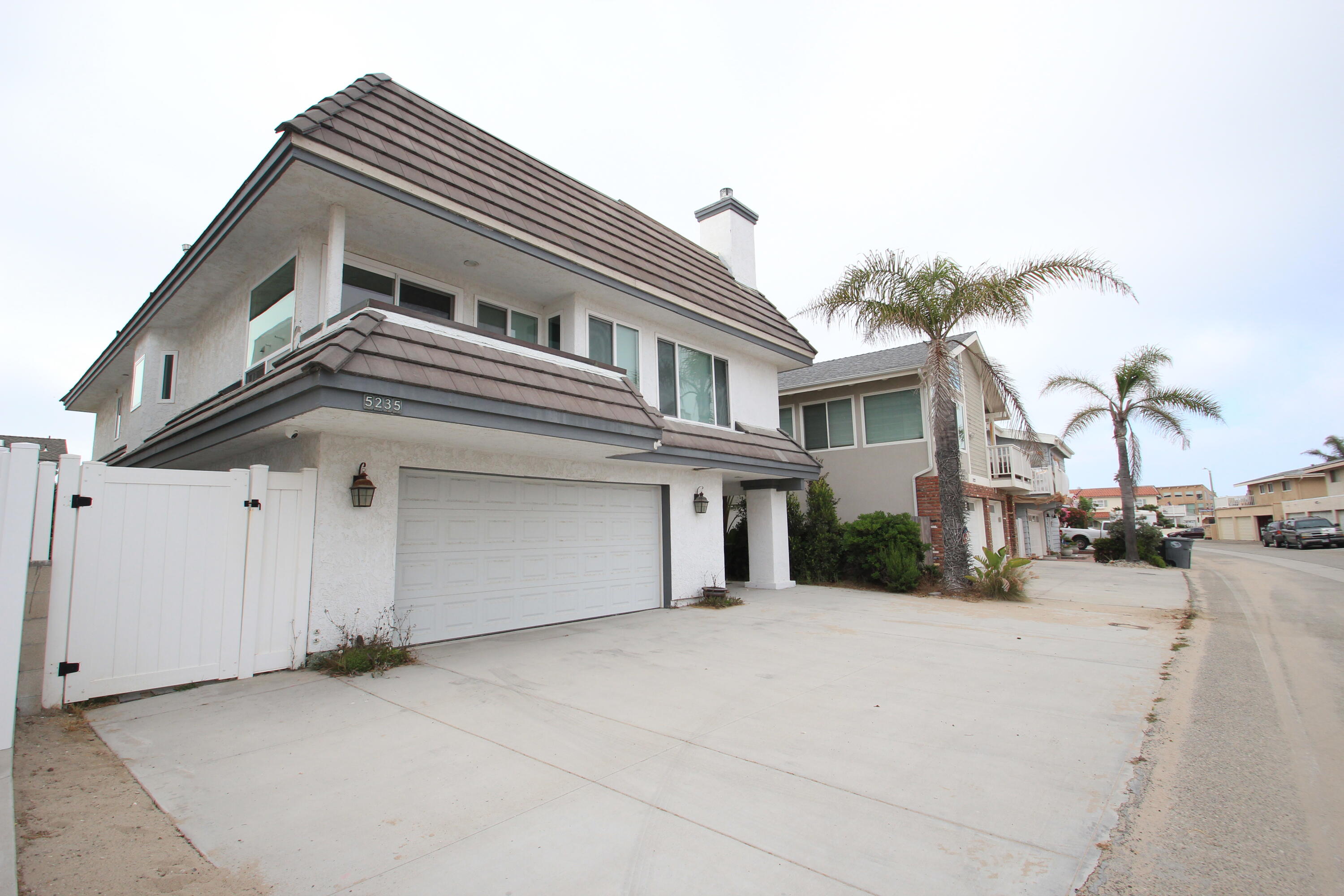 5235 Sealane Way Oxnard, CA 93035 - Photo 3 of 57 a view of a building with a street