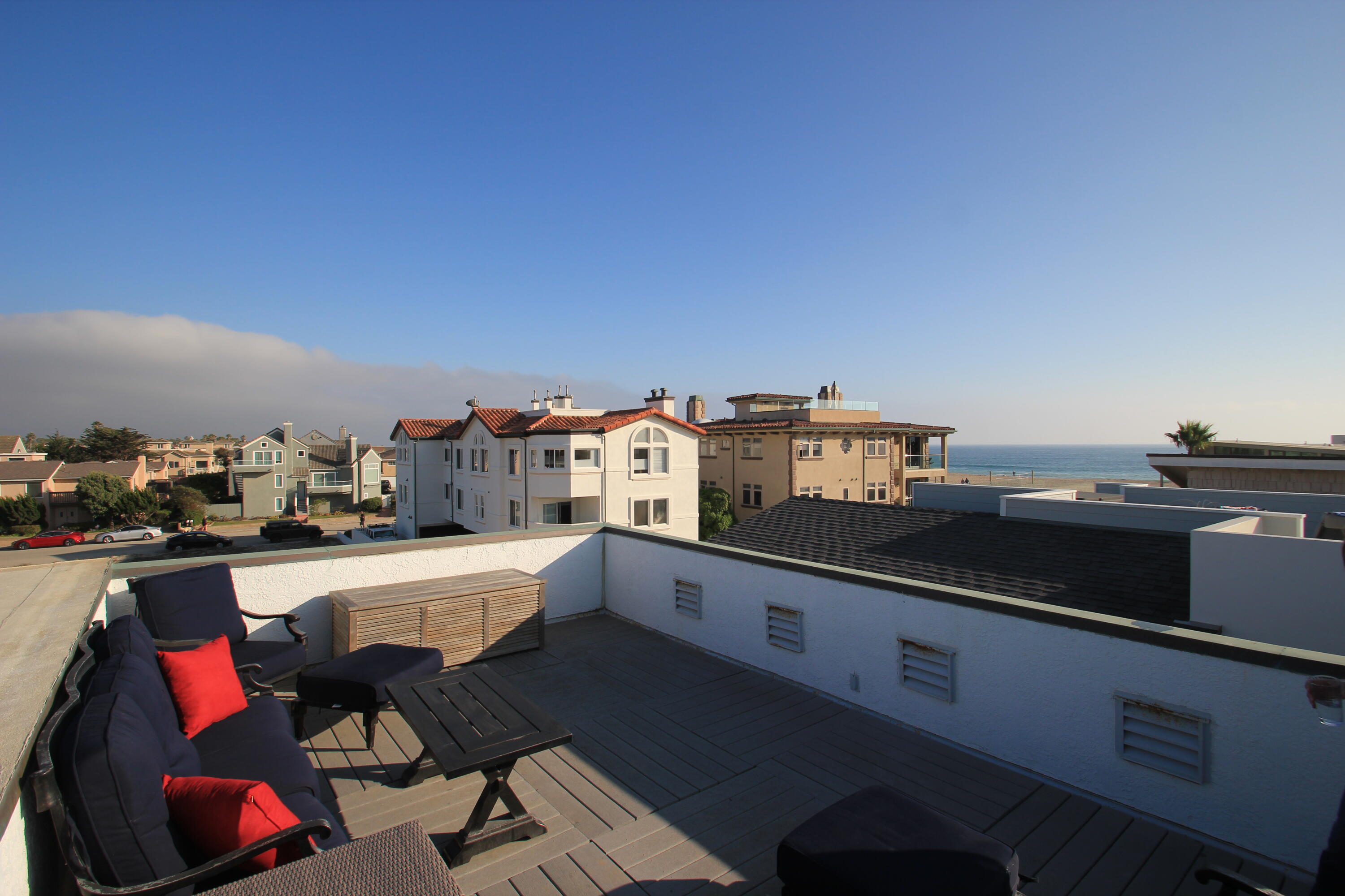 5235 Sealane Way Oxnard, CA 93035 - Photo 31 of 57 a view of a living room with furniture and a kitchen