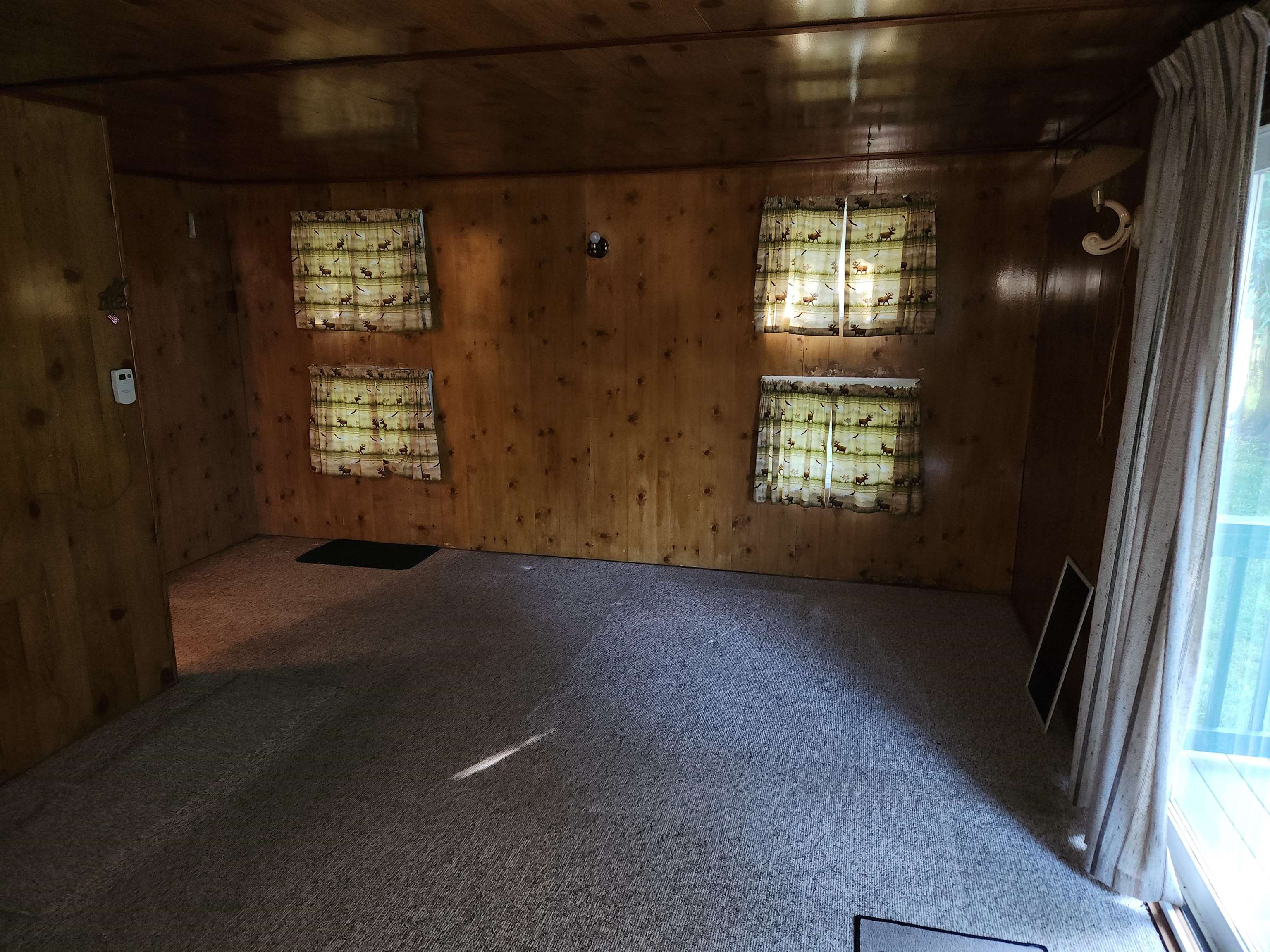 5497 North Cedar River Road Gladwin, MI 48624 - Photo 11 of 19 Gallery Image 11