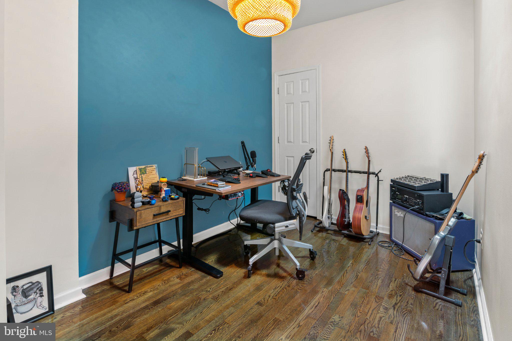 505 South Lehigh Street Baltimore, MD 21224 - Photo 25 of 35