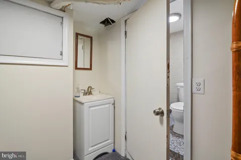 $299,900 | 505 South Lehigh Street, Baltimore, MD 21224