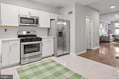 $299,900 | 505 South Lehigh Street, Baltimore, MD 21224