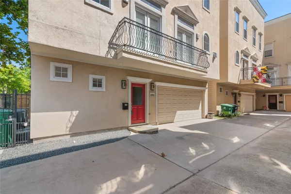 $3,500 | 1510 Birdsall Street, Houston, TX 77007