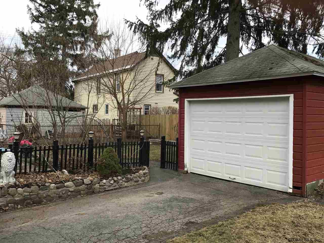 64 Sacandaga Road Scotia, NY 12302 - Photo 4 of 23 Photo 4