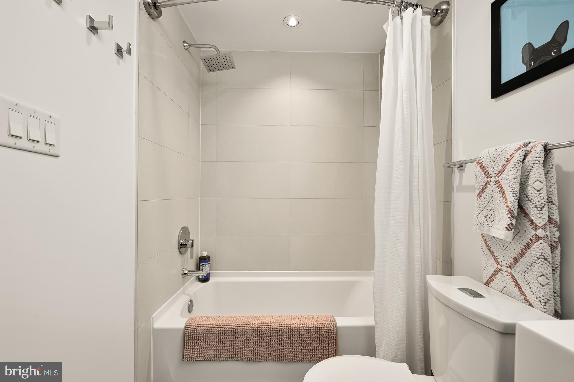 2331 15th Street Northwest, Unit 305N Washington, DC 20009 - Photo 30 of 39