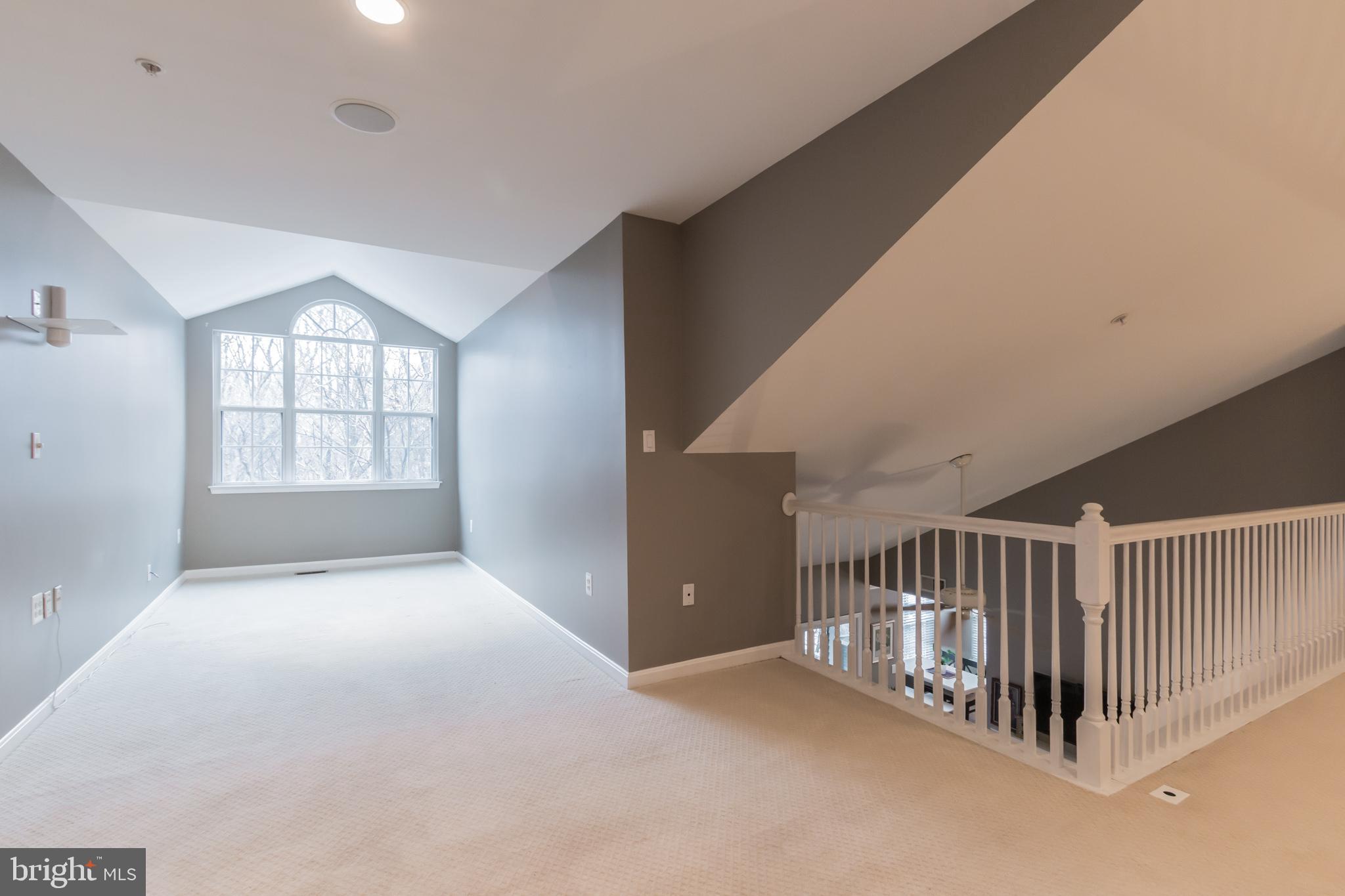 137 Timberbrook Lane, Unit 303 Gaithersburg, MD 20878 - Photo 27 of 30