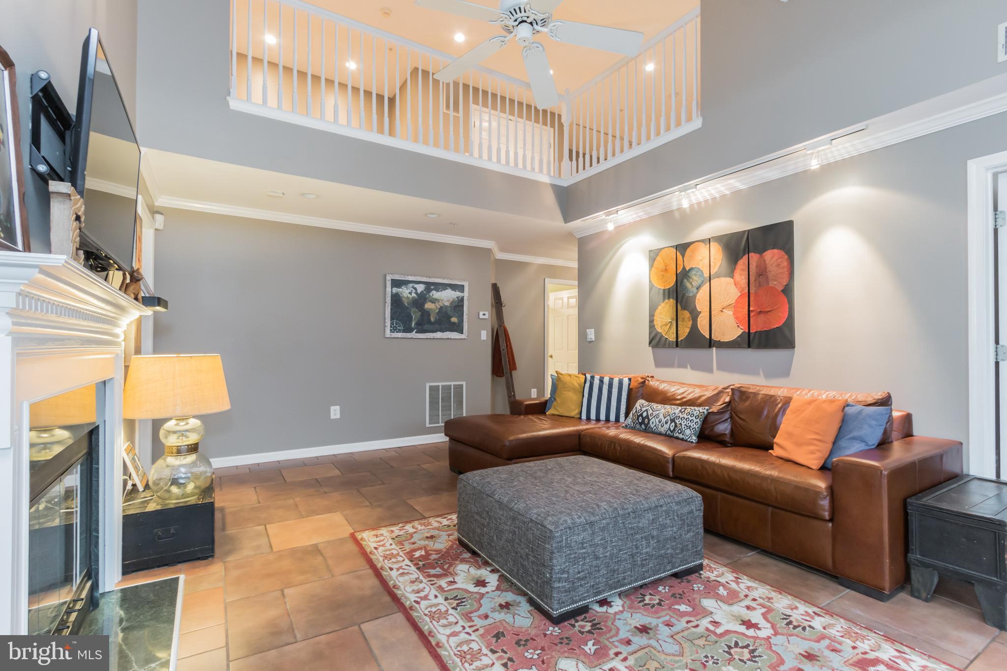 137 Timberbrook Lane, Unit 303 Gaithersburg, MD 20878 - Photo 5 of 30