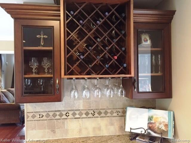 5259 Park Ridge Drive West Bloomfield, MI 48323 - Photo 11 of 39