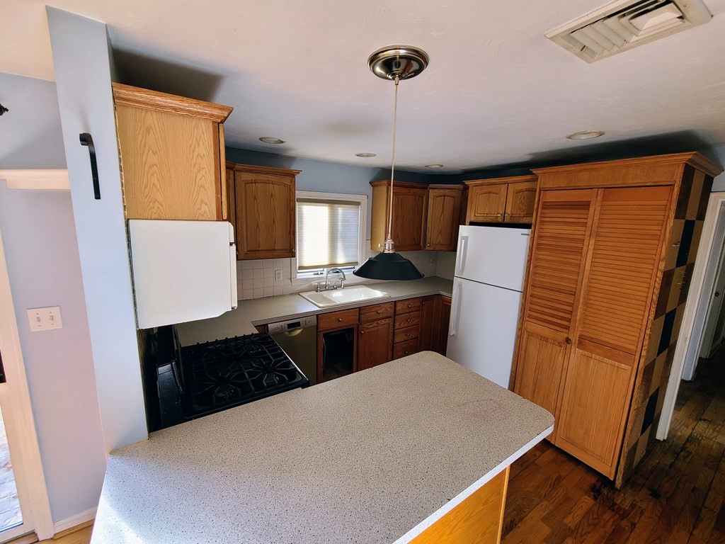 95 Highland Street Canton, MA 02021 - Photo 7 of 16 Gallery Image 7