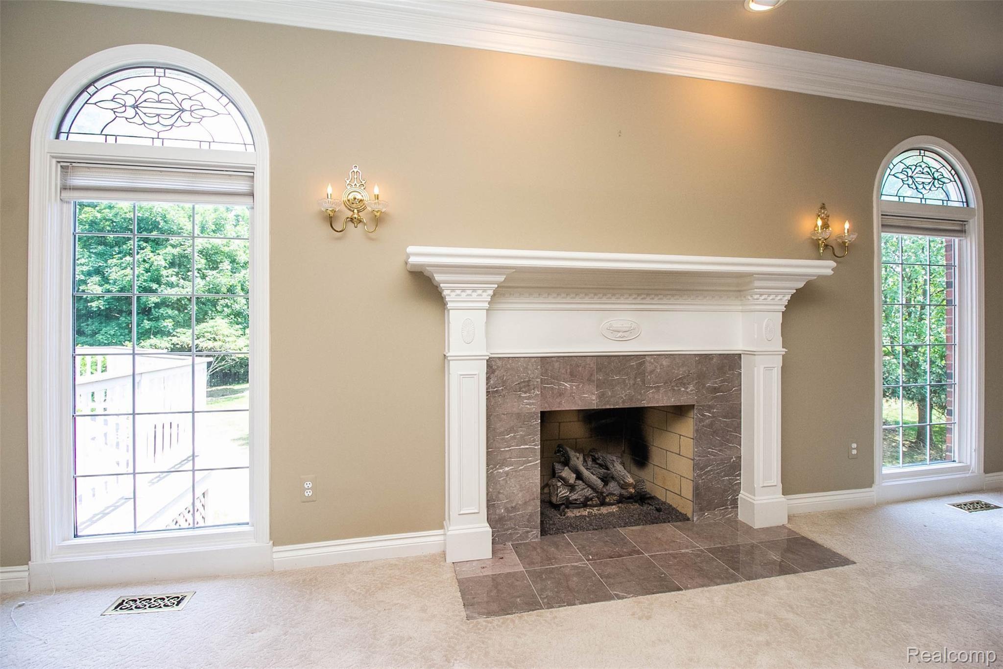 3355 Seminole Court Rochester, MI 48309 - Photo 15 of 41 6.jpg